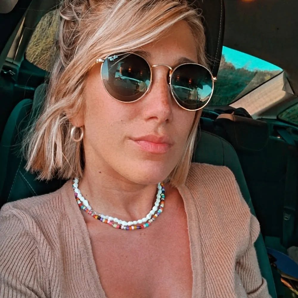 Reply profile picture